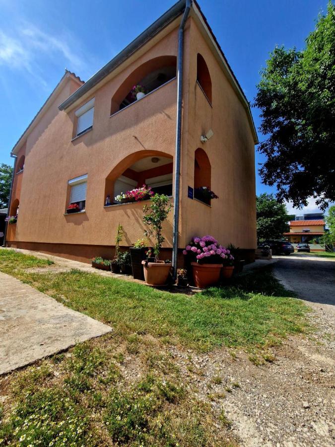 Appartement Maria à Pula Extérieur photo